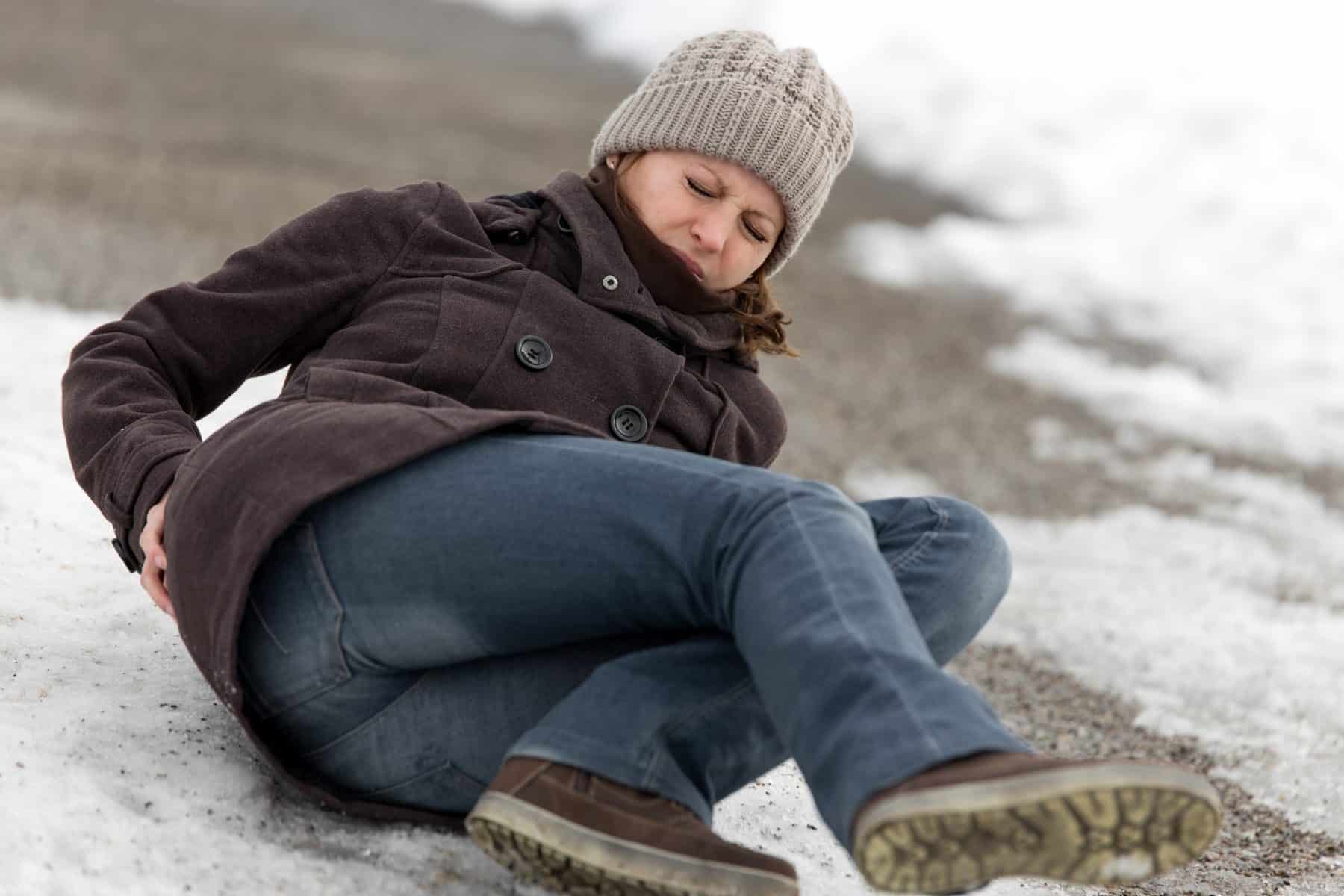 A woman lays on the ground in pain after falling down on someone else’s property in Tennessee.
